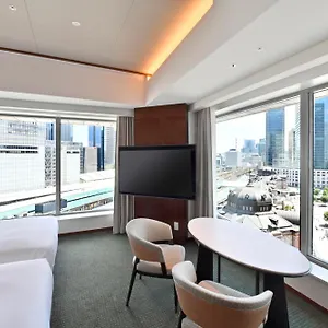 Marunouchi 5*, Tokyo Japan